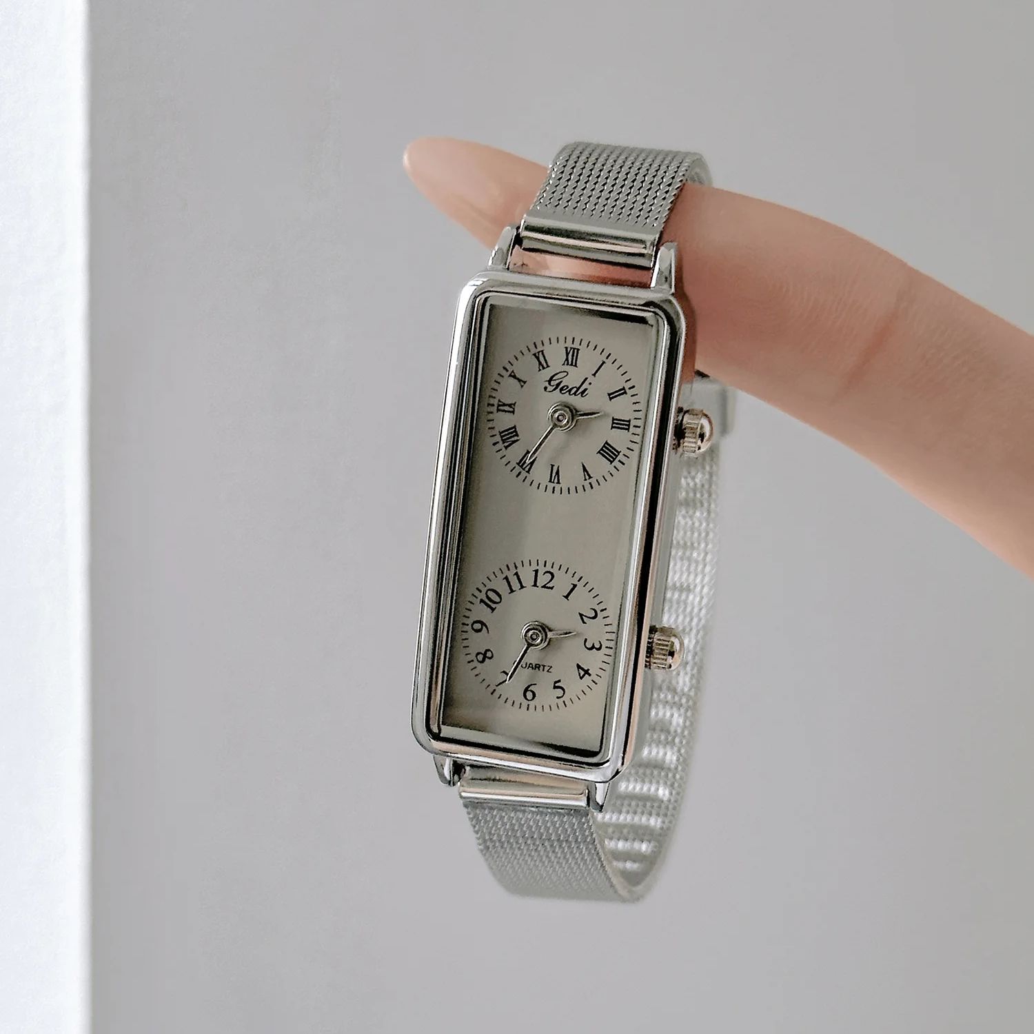 Luxury Watch Safe - GEDI Fashion Creative Women's Watches Dual-Movement