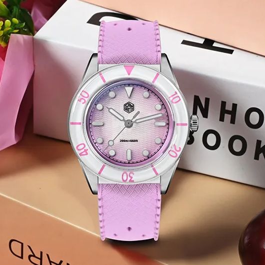 San Martin Women Quartz Watch  - Guilloché Dial Watch 评论和价格