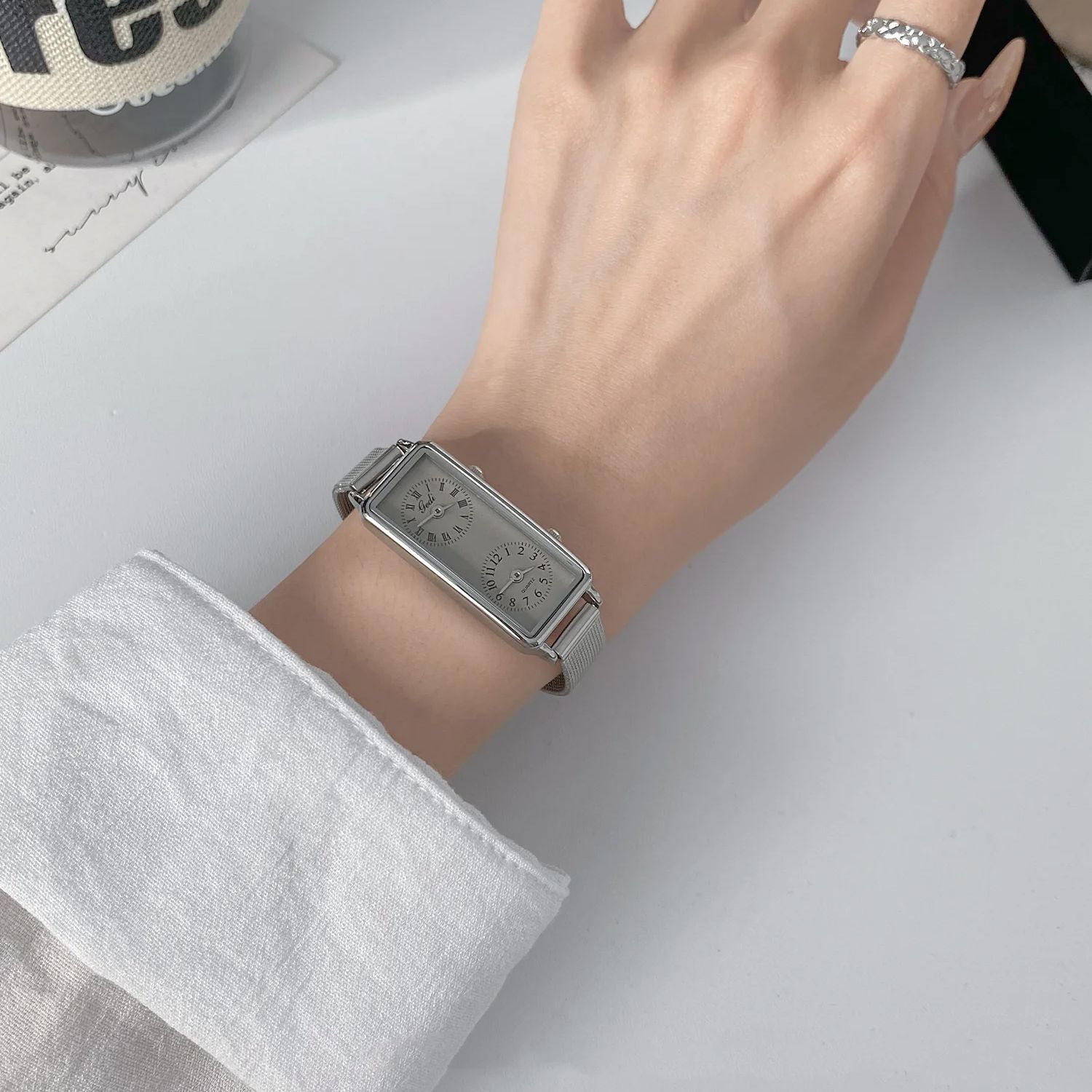 GEDI Fashion Creative Women's  - Luxury Watch Safe 评论和价格