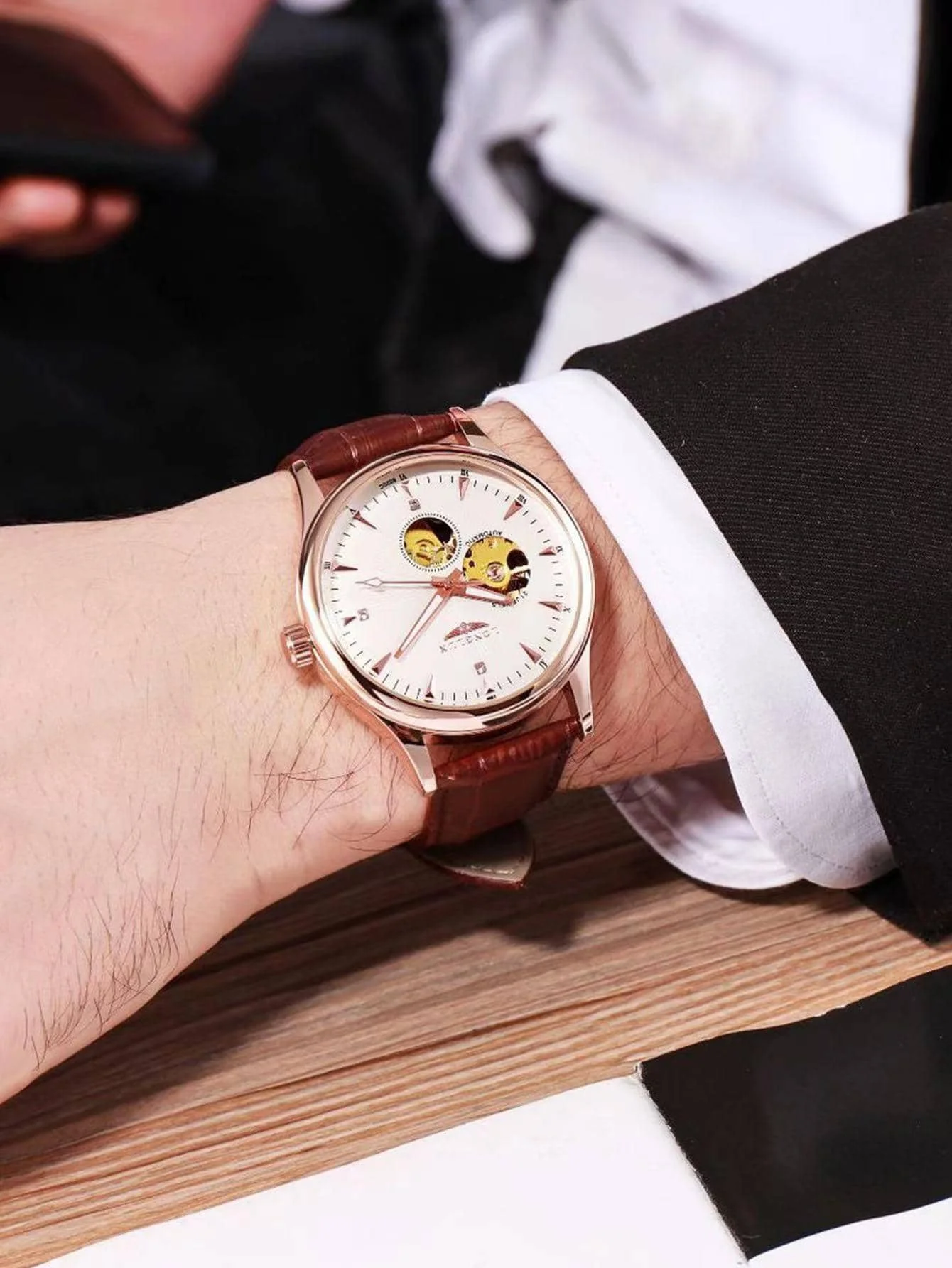LONGLUX Automatic Watch Elegan - Seiko Watch 5 Sports 评论和价格